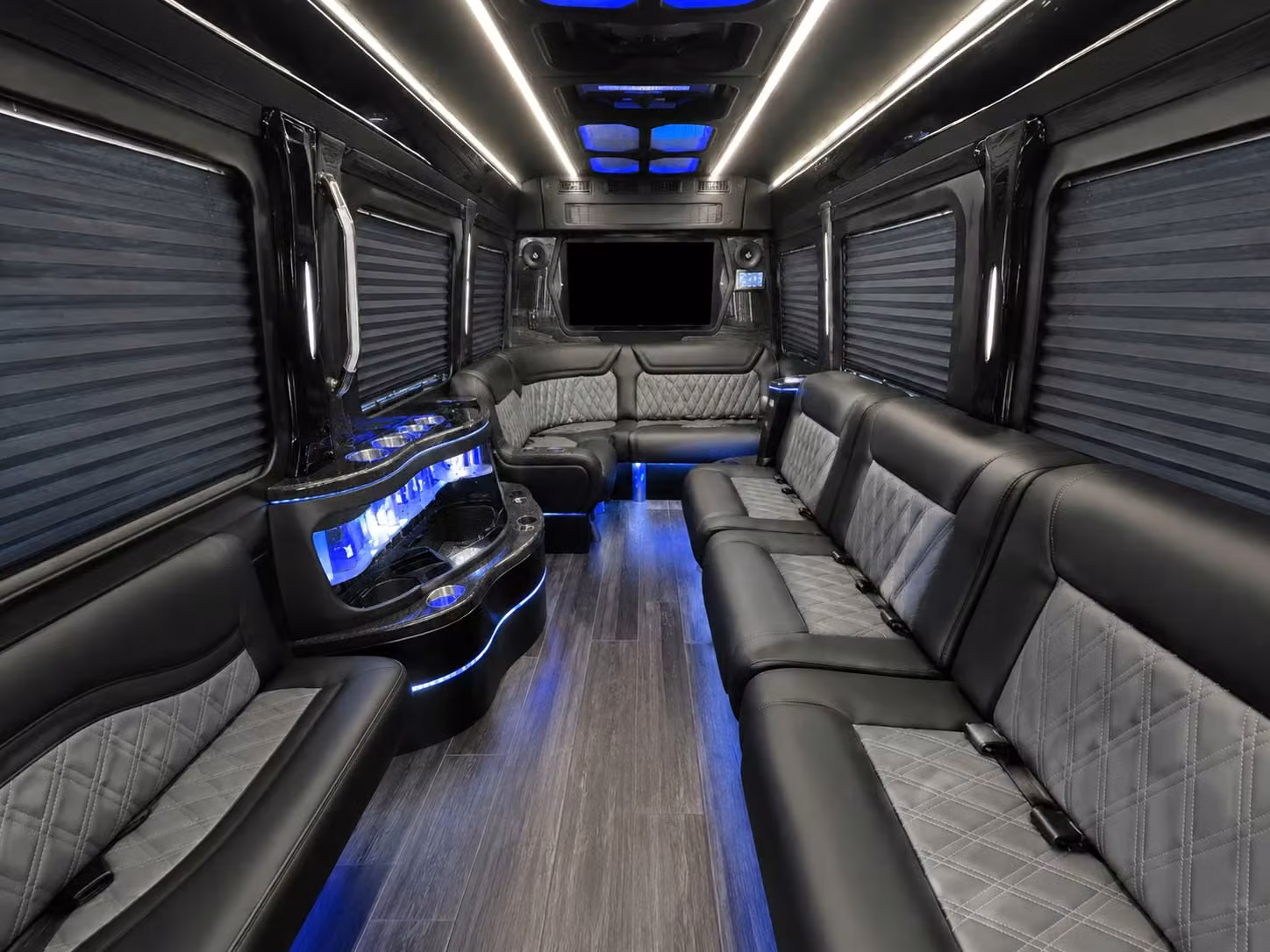 charterbusnewbraunfels com is the go to for corporate and convention travel out of new braunfels